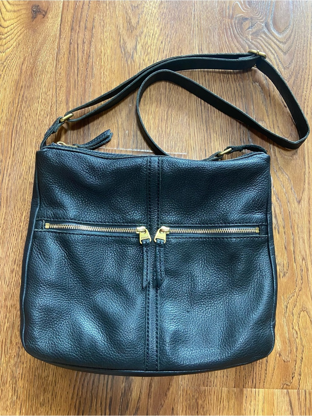 Fossil Black Leather Crossbody with Gold Zipper Accents adjustable strap